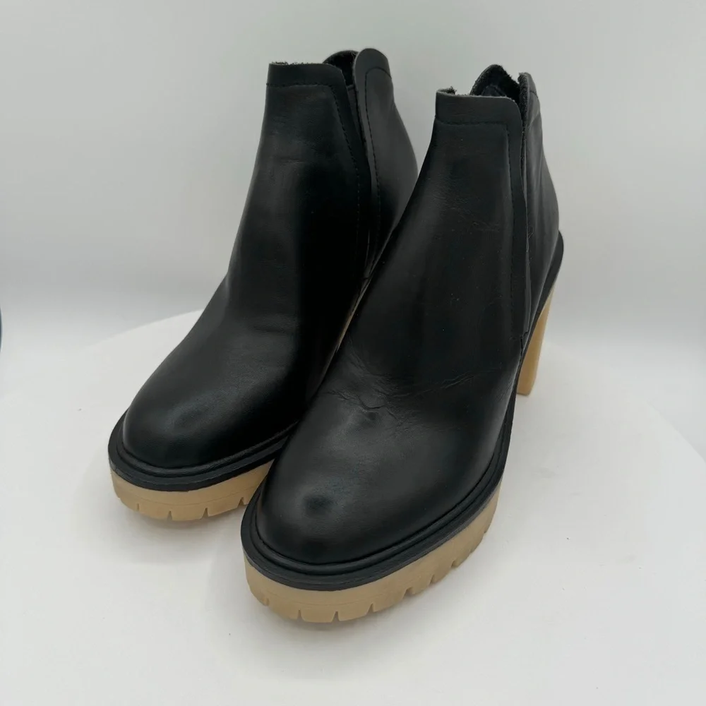 DOLCE VITA Cashe‎ H20 Waterproof Womens Booties Size 7.5 Color Black NEW